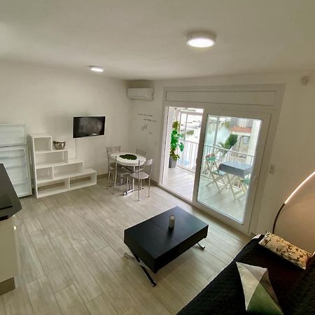 Superbe Appartement , Tout Confort, 40 M2 + 10 M2 Terrasse Эмпуриабрава Экстерьер фото
